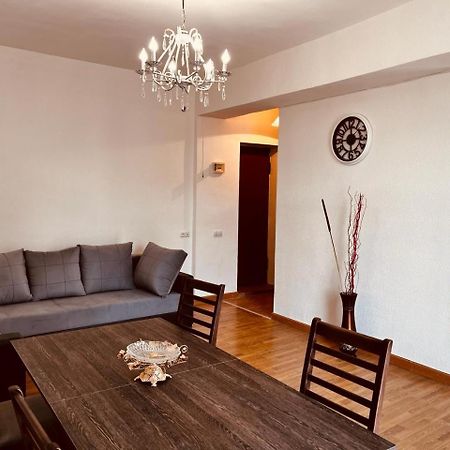 Komitas Apartement 예레반 외부 사진